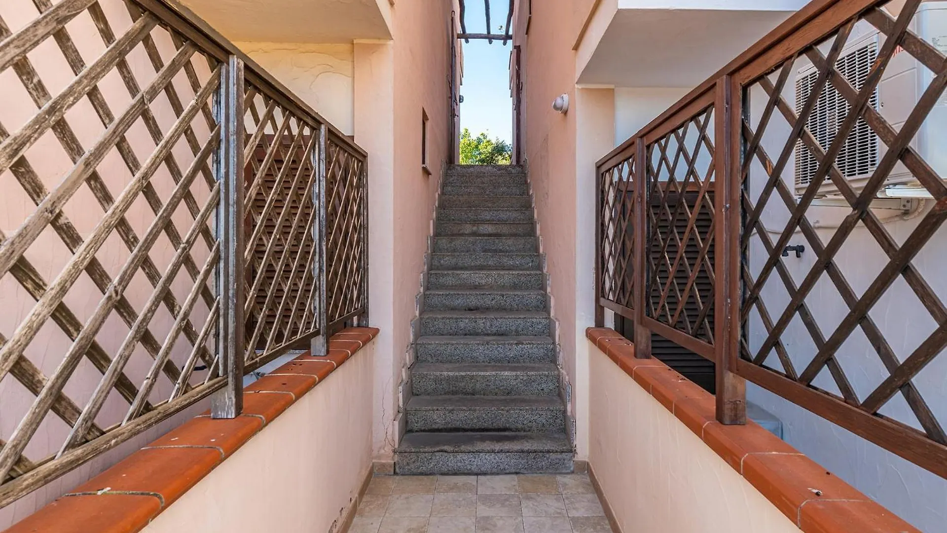 Relaxing Sunlit Getaway Apartman Villasimius